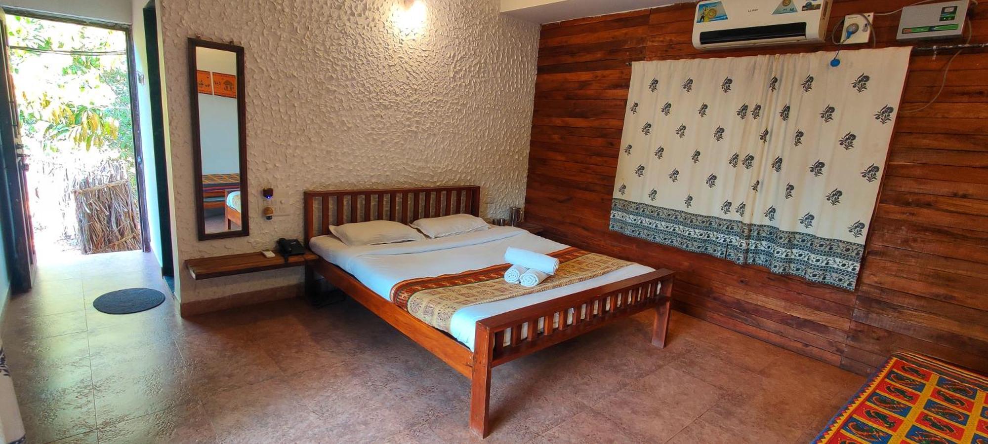 Amrutes' Nisarga Sahavas Villa Dāpoli Rom bilde